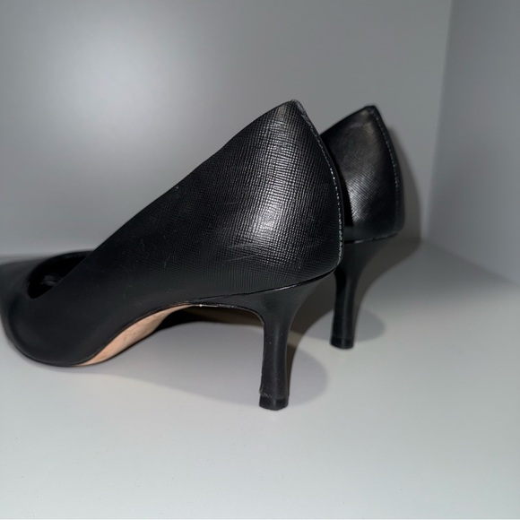 ANTONIO MELANI Walker Textured Leather Pointed Toe Pumps - Picture 4 of 5